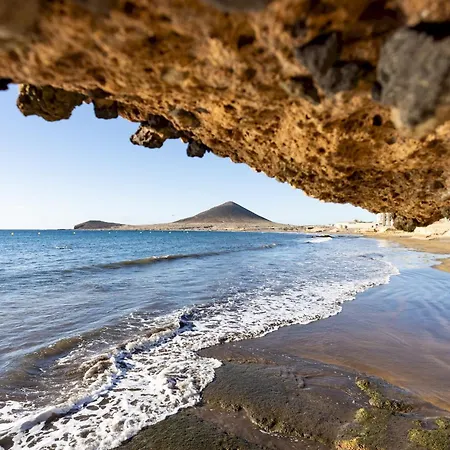 Relax By The Sea At Medano Retreat Terrace Pool