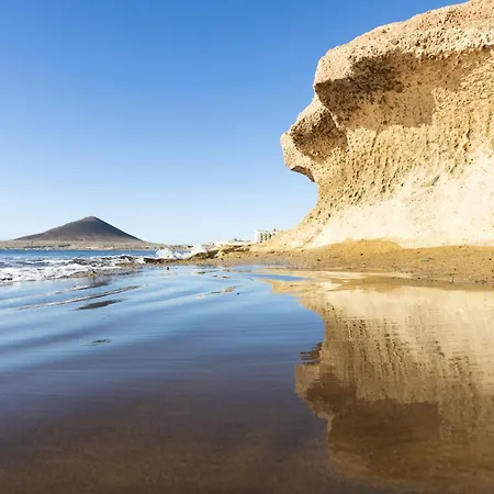 Relax By The Sea At Medano Retreat Terrace Pool Apartman