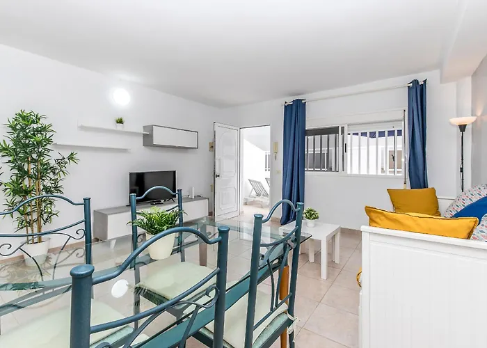 Relax By The Sea At Medano Retreat Terrace Pool El Médano