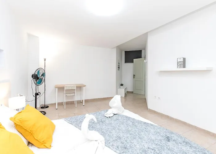 Relax By The Sea At Medano Retreat Terrace Pool * El Médano